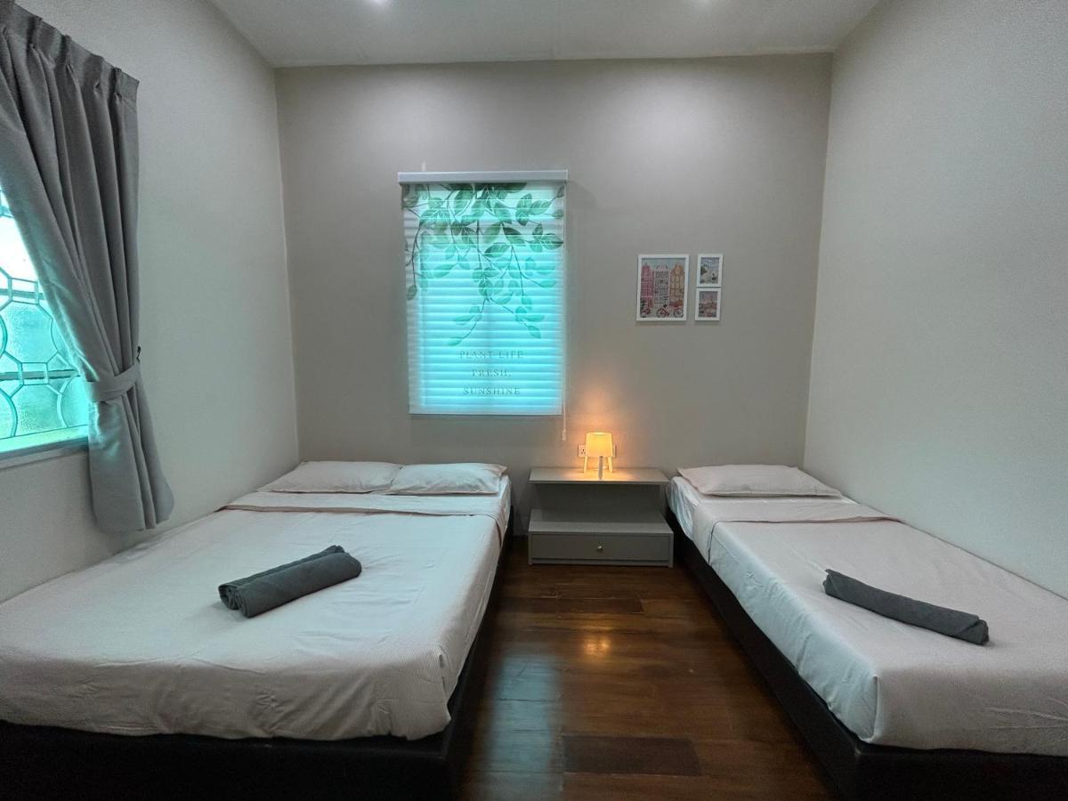 Myroom Georgetown, Off Jalan Burma, Gurney Drive Buitenkant foto