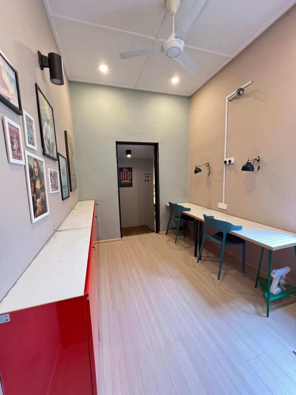 Myroom Georgetown, Off Jalan Burma, Gurney Drive Buitenkant foto