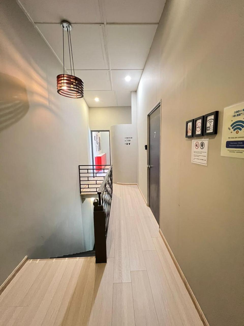 Myroom Georgetown, Off Jalan Burma, Gurney Drive Buitenkant foto